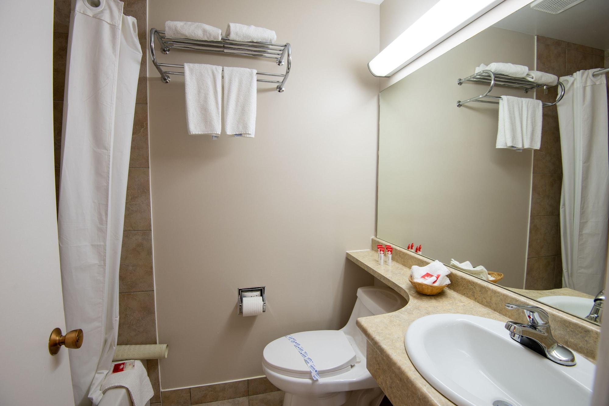 Canadas Best Value Inn-Prince George Esterno foto