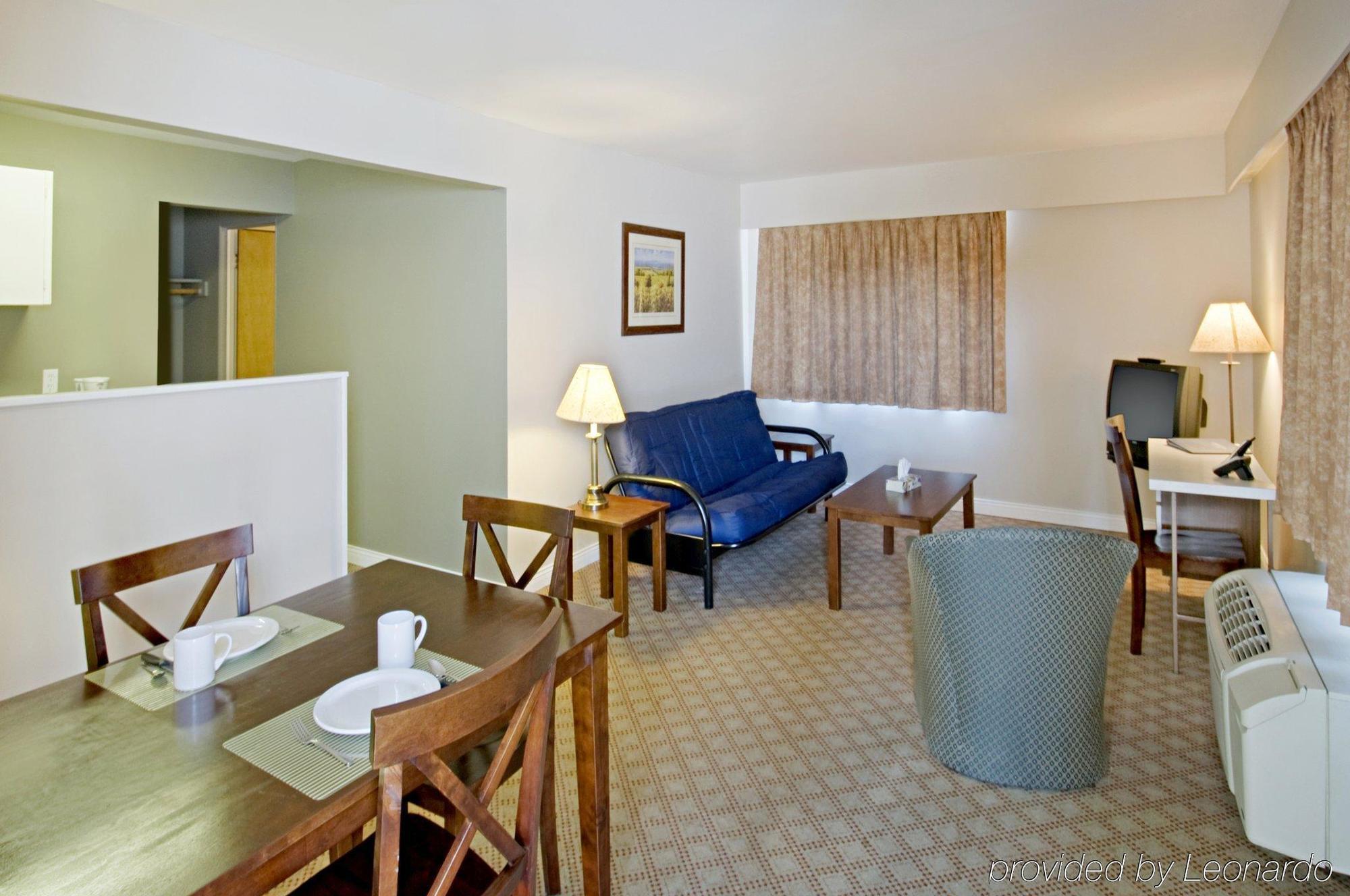 Canadas Best Value Inn-Prince George Esterno foto